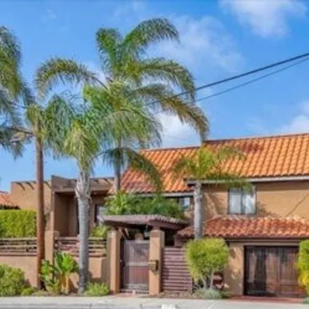 Buy this 3 bed house on 3558 Macaulay Street in San Diego, CA 92106