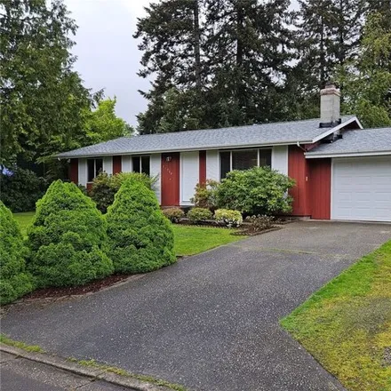 Buy this 3 bed house on 21208 122nd Place Southeast in Kent, WA 98031