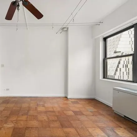 Image 4 - 10 West 15th Street, New York, NY 10011, USA - Apartment for sale