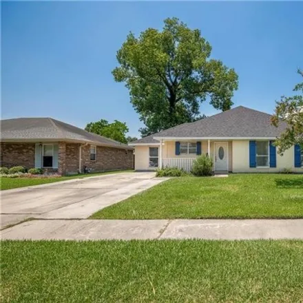 Buy this 3 bed house on 304 Longview Dr in Destrehan, Louisiana