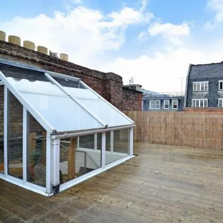 Image 4 - Newman Street, Camden, London, W1t - Apartment for sale