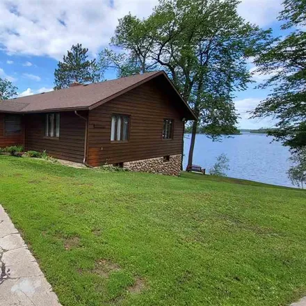 Buy this 4 bed house on Oveson's Pelican Lake Resort & Inn in Bay Point Drive, Orr