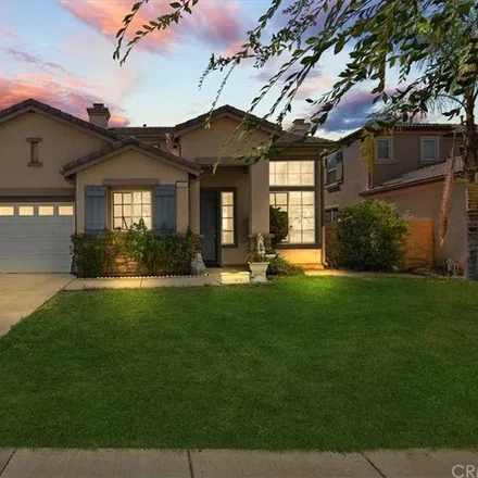 Buy this 4 bed loft on 4385 Cloudywing Road in Hemet, CA 92545