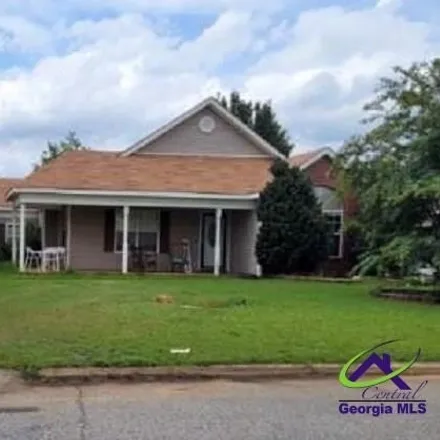 Buy this 3 bed house on 312 Canterfield Drive in Warner Robins, GA 31005