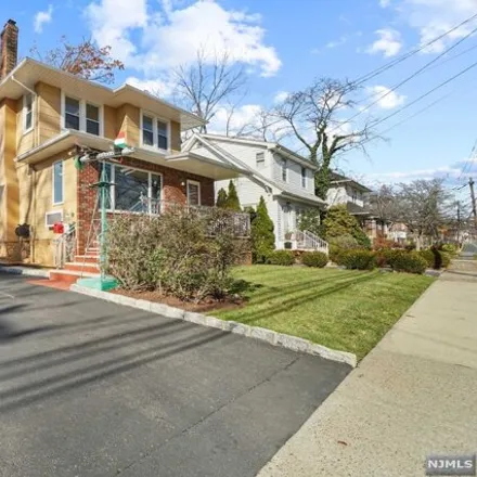 Buy this 3 bed house on 1155 Anderson Avenue in Fort Lee, NJ 07024