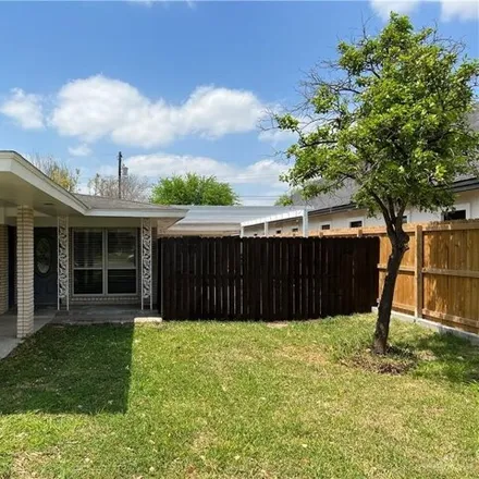 Rent this 4 bed house on 459 North 17th Street in North Depot Road Colonia, McAllen