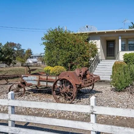 Buy this 4 bed house on Lakeville Highway in Petaluma, CA