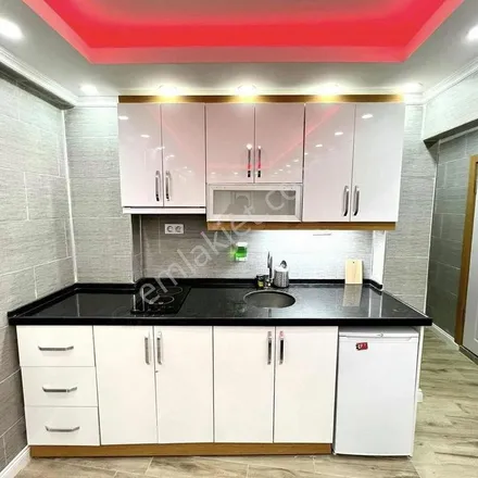 Rent this 1 bed apartment on Ortabayır Eczanesi in Kader Sokağı, 34413 Kâğıthane