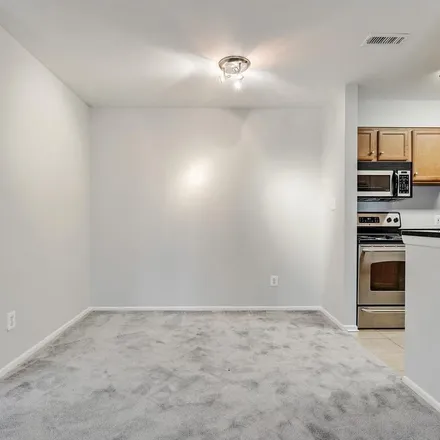 Image 4 - 1755 Jonathan Way, Reston, VA 20190, USA - Apartment for rent