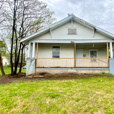 Rent this 3 bed house on 501 N Bowman Ave
