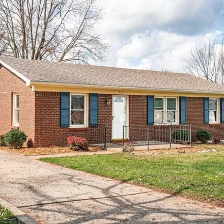 Buy this 3 bed house on 644 Lisa Avenue in Lebanon, KY 40033
