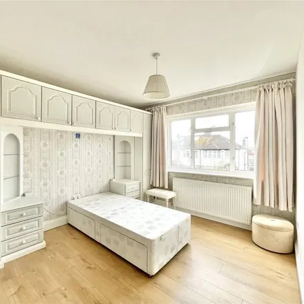 Rent this 3 bed apartment on Middleton Avenue in London, UB6 8BA