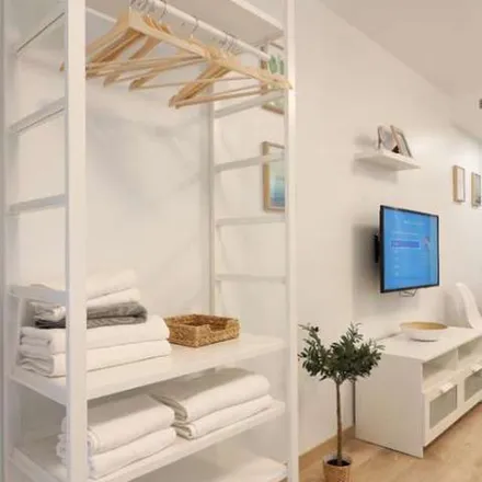 Rent this 1 bed apartment on La Piazza in Plaça de l'Abat Penalva / Plaza del Abad Penalva, 03001 Alicante