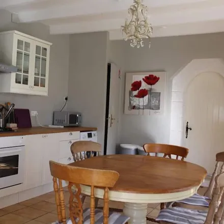 Rent this 3 bed townhouse on Route de Nabinaud in 16390 Laprade, France