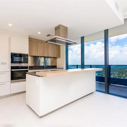 Image 3 - Tenth Street/Promenade, Southeast 1st Avenue, Miami, FL 33131, USA - Apartment for rent