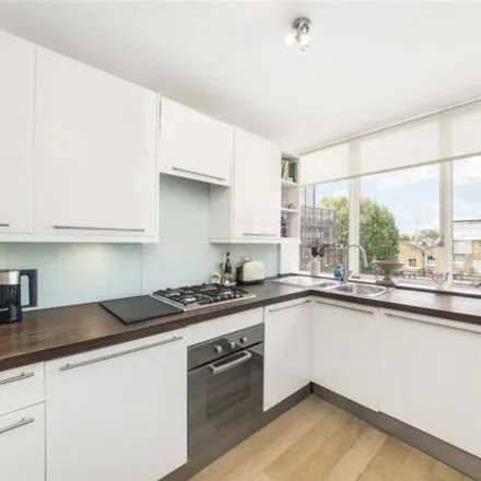 Image 4 - Cavaye House, 158-168 Fulham Road, London, SW10 9QL, United Kingdom - Apartment for sale