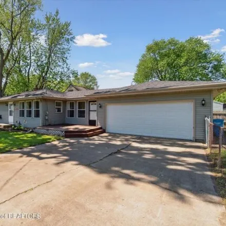 Buy this 3 bed house on 4704 Southgate Avenue in Lansing, MI 48910