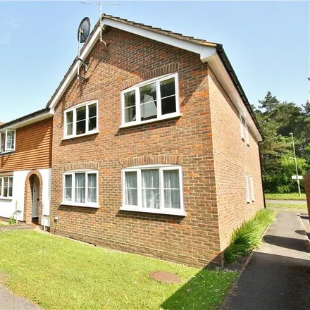 Rent this 1 bed apartment on Houlton Court in Bagshot, GU19 5QQ