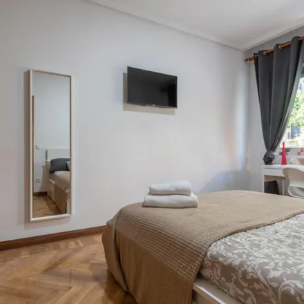 Rent this 5 bed apartment on Calle de Ríos Rosas in 40, 28003 Madrid