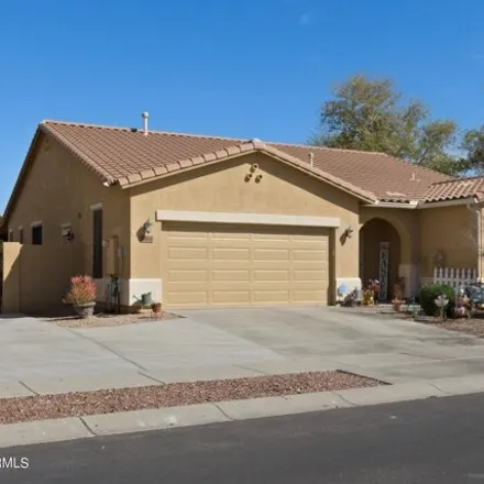 Buy this 3 bed house on 7606 West Keim Drive in Glendale, AZ 85303