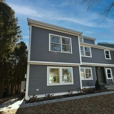 Rent this 4 bed house on 21 Corneluis Way in Cambridge, Massachusetts