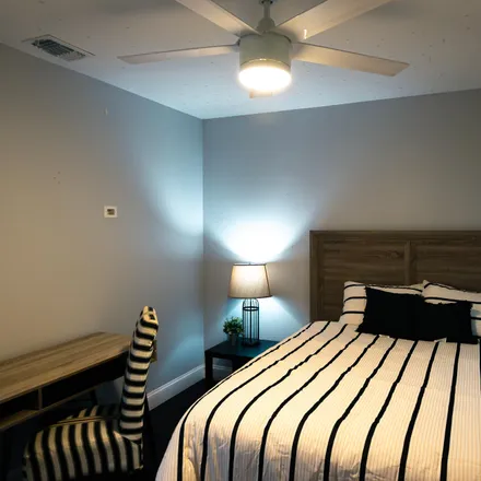 Image 8 - Brandon, FL, US - Room for rent