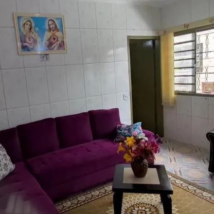 Buy this 5 bed house on Rua Caraguataí in Pinheirinho, Santo André - SP
