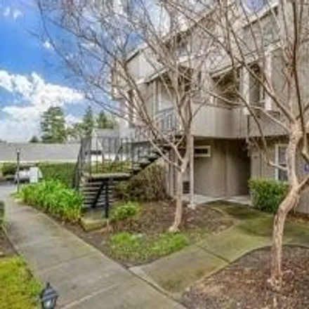 Buy this 1 bed condo on Michelle Court in Rohnert Park, CA 94928