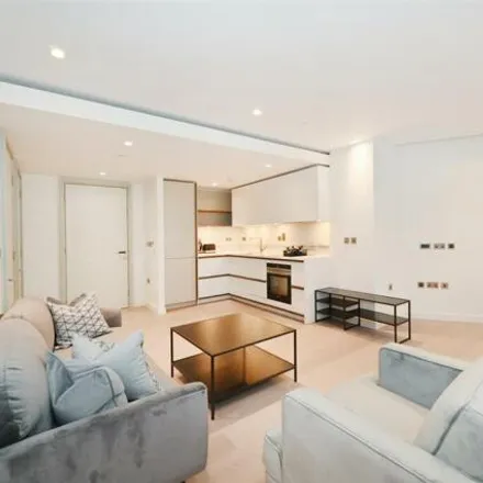 Rent this 2 bed room on Westmark in Newcastle Place, London