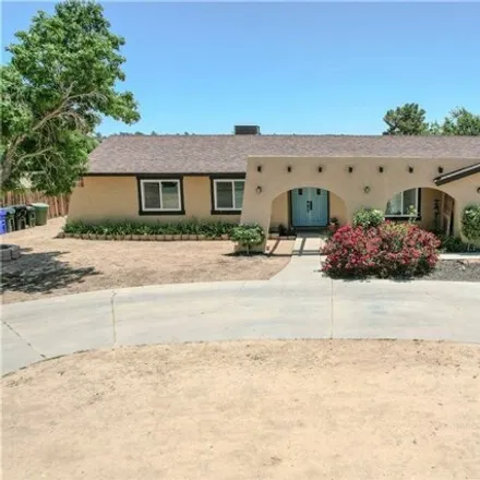 Buy this 3 bed house on 13925 Cuyamaca Road in Apple Valley, CA 92307
