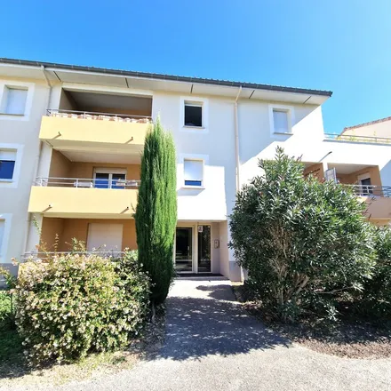 Rent this 2 bed apartment on Casino in Avenue John Kennedy, 26200 Montélimar