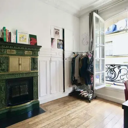 Rent this 3 bed apartment on 136 Avenue Émile Zola in 75015 Paris, France