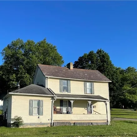 Buy this 2 bed house on GMG Primary Care Connection in 23 North Maysville Avenue, South Zanesville