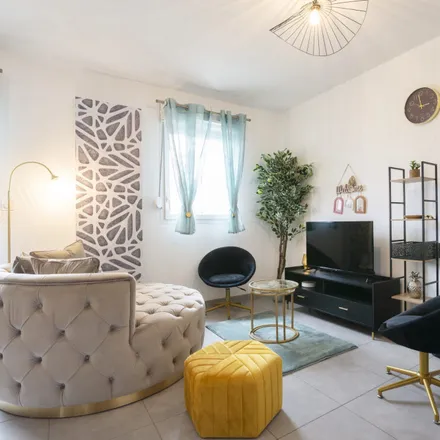 Rent this 1 bed apartment on 5 Rue Pilatre de Rozier in 57180 Terville, France