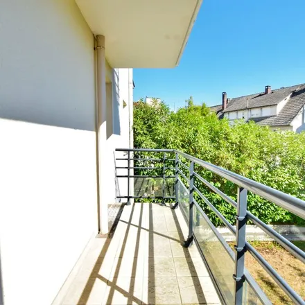 Rent this 1 bed apartment on La Poste in 2 Rue Constant Melet, 77360 Vaires-sur-Marne