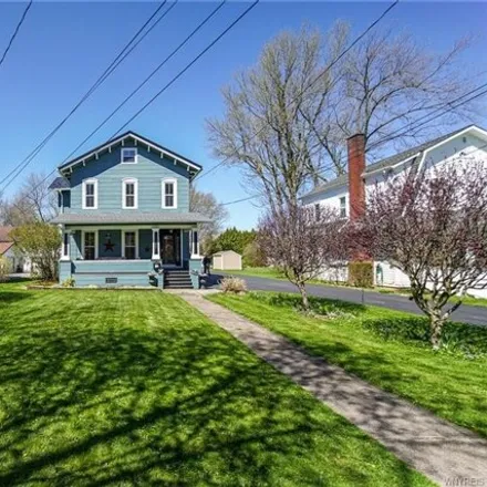 Buy this 4 bed house on 477 Pine Street in City of Lockport, NY 14094