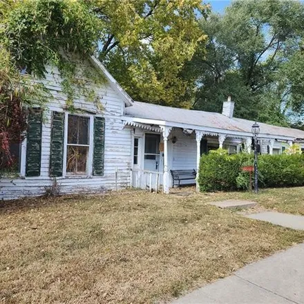 Image 3 - 216 3rd Street, Platte City, MO 64079, USA - House for sale