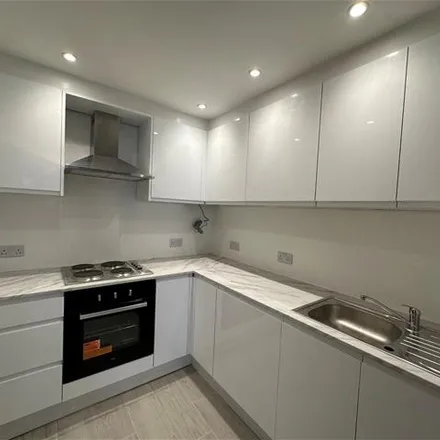 Image 4 - 7 Maple Mews, London, NW6 5UY, United Kingdom - House for rent