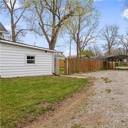 Image 5 - 445 East Chippewa Street, Paola, KS 66071, USA - House for sale