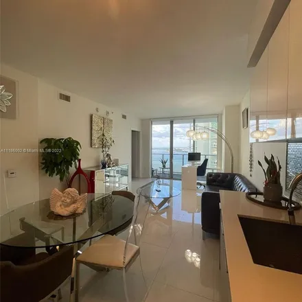 Image 8 - Brickell House, 1300 Brickell Bay Drive, Miami, FL 33131, USA - Apartment for rent