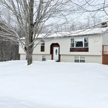Buy this 3 bed house on 3 Mountainview Drive in Lincoln, ME 04457