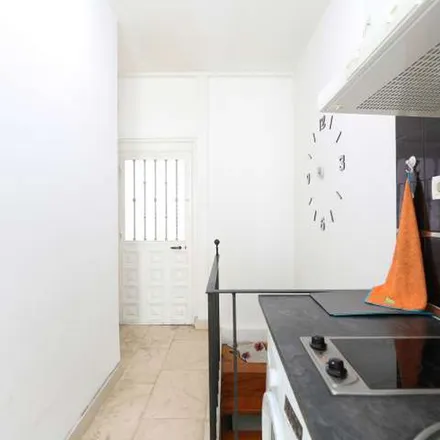 Image 7 - Calle de Antonio Zamora, 34, 28011 Madrid, Spain - Apartment for rent