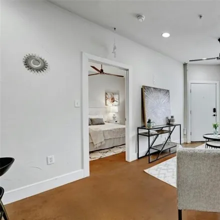 Image 6 - Willow Branch Lofts, 1807 Poquito Street, Austin, TX 78702, USA - Condo for sale
