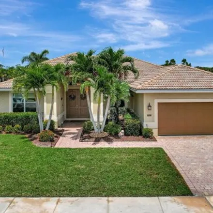 Buy this 4 bed house on Castlebridge Road in Palm Beach County, FL 33411