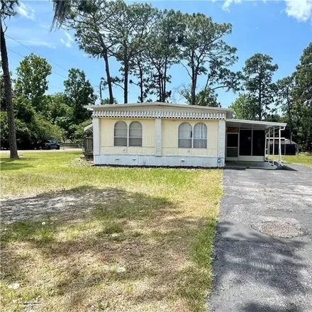 Image 1 - 7597 West Rosedale Drive, Homosassa Springs, FL 34448, USA - Apartment for sale