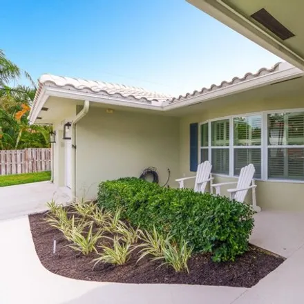 Image 4 - 28 Southwest 10th Avenue, Royal Oak Hills, Boca Raton, FL 33486, USA - House for rent