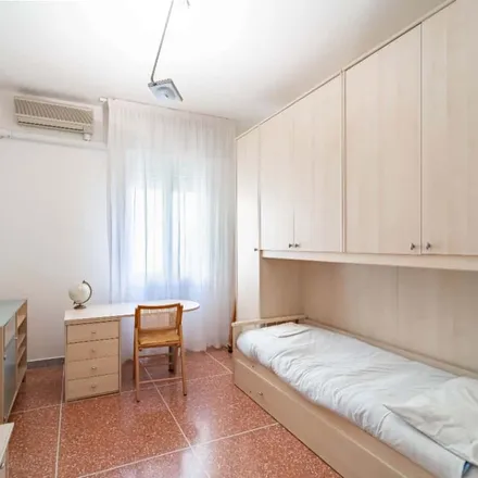Image 4 - Via delle Fosse Ardeatine 3h, 40139 Bologna BO, Italy - Apartment for rent