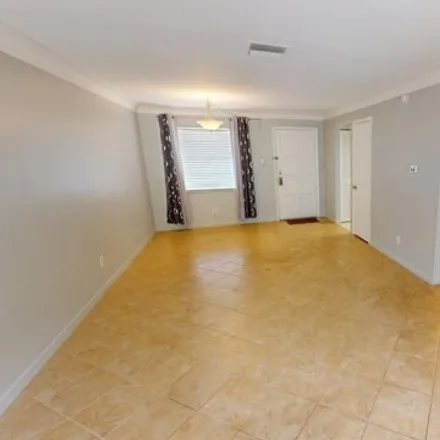 Image 9 - 1792 Pennwood Circle West, Largo, FL 33756, USA - Apartment for rent