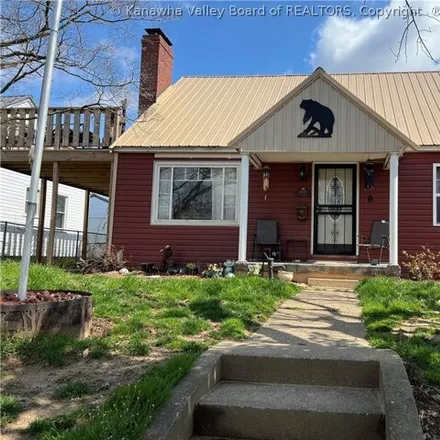 Buy this 3 bed house on 2622 Lincoln Avenue in Heights, Point Pleasant