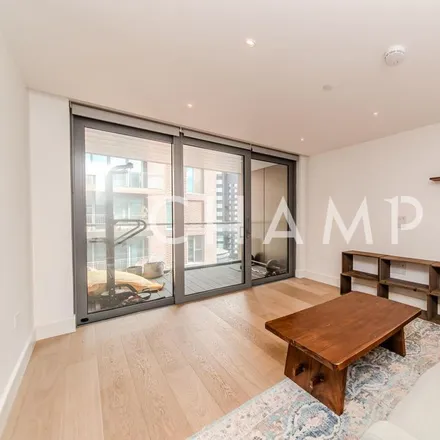 Image 3 - Chartwell House, 4 Prince of Wales Drive, Nine Elms, London, SW11 4FP, United Kingdom - Apartment for rent